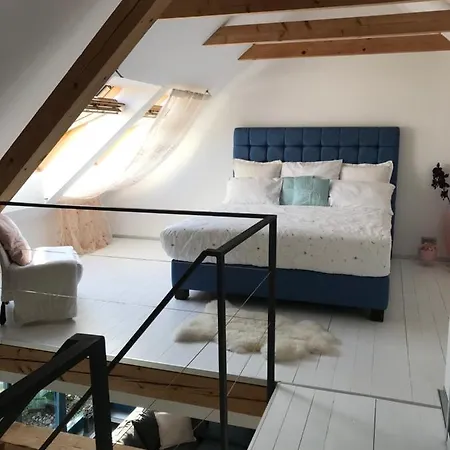 Villa 216