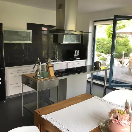 Villa 216 *